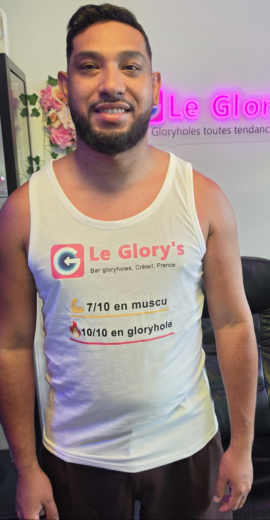 Le débardeur signature du Glory’s à Créteil